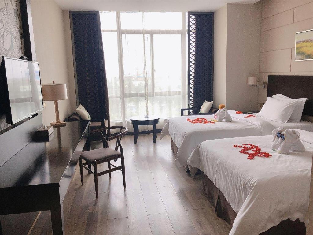 Jinjiang Metropolo Hotel - Liyang Tianmu Lake Changzhou  Exterior photo