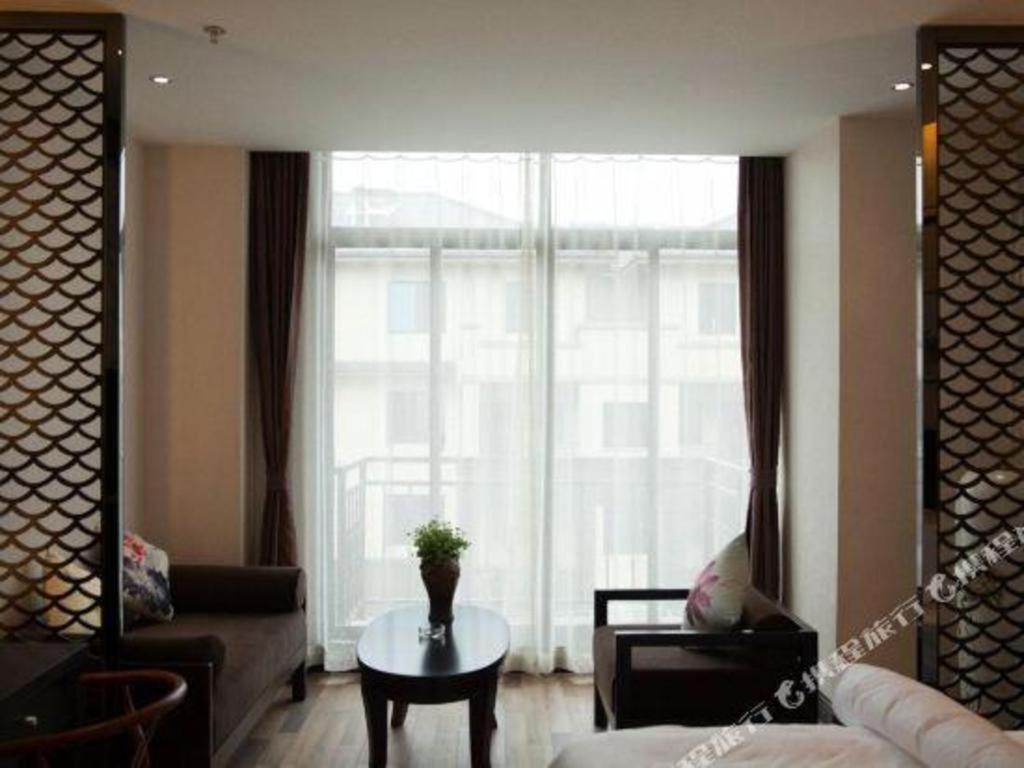 Jinjiang Metropolo Hotel - Liyang Tianmu Lake Changzhou  Exterior photo
